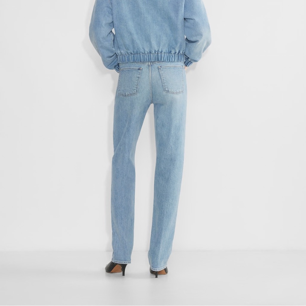 Aritzia | Denim Forum 90s Sculpt Mid-Rise Straight Jean